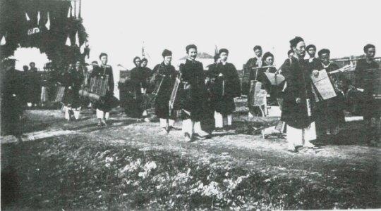 Gian lan thi cu thoi Le mat dan den hau qua nghiem trong nhu the nao? hinh anh