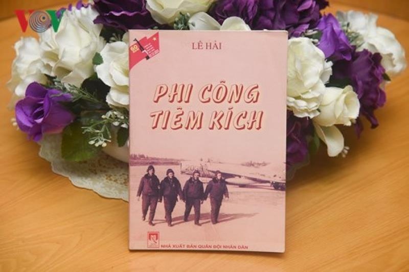 Phi cong tiem kich,  liet si phi cong,  Hoang The Thang,  Dai ta Le Hai anh 1