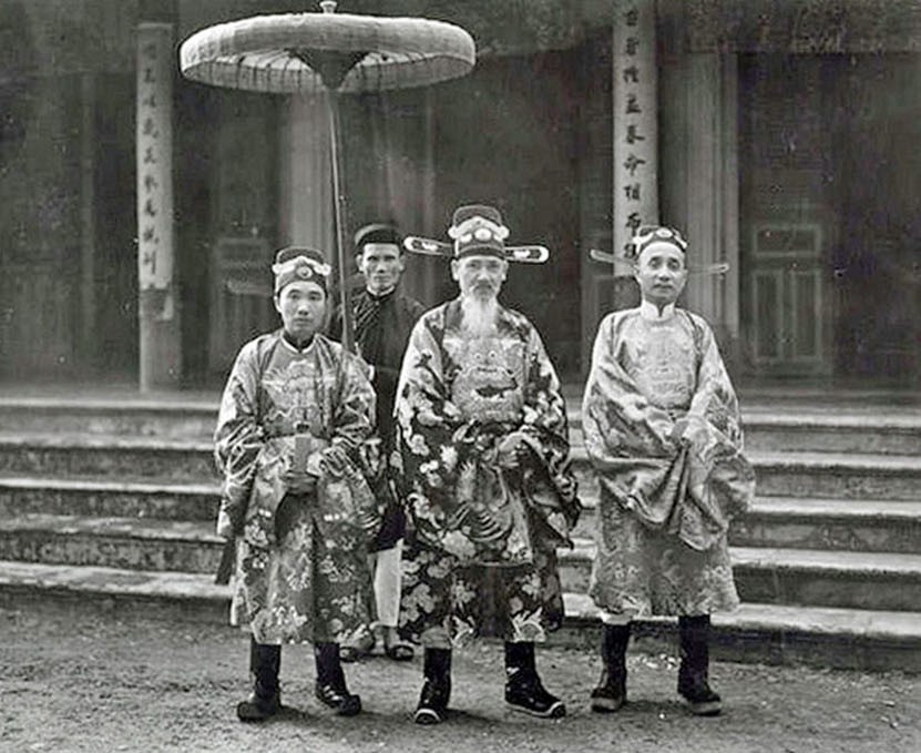 Ton That Dan,  Vua Bao Dai,  Lac vien tieu su,  Ton That Han,  Nguyen Huu Bai,  Khai Dinh anh 1