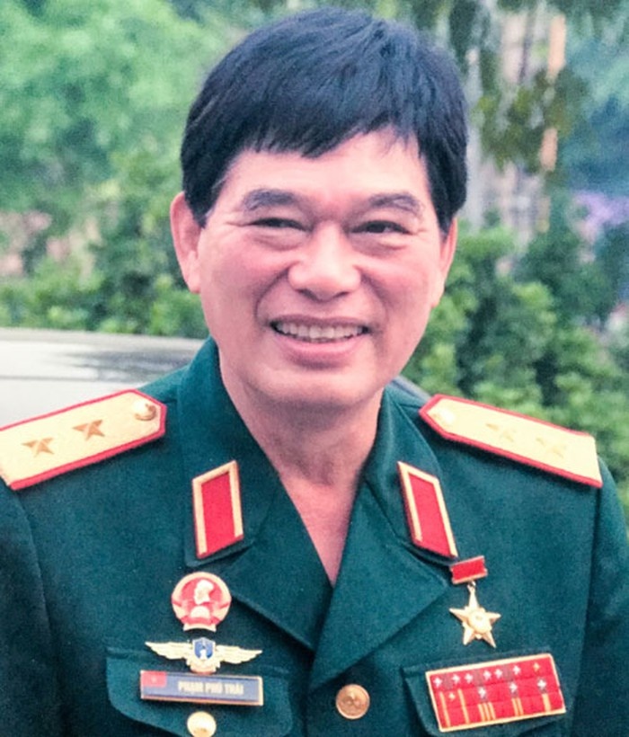 Pham Phu Thai,  Linh bay,  khong chien anh 1