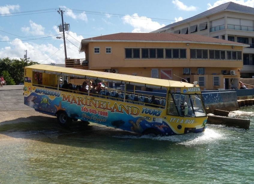 Buyt tren song - phuong tien cong cong dan Sai Gon cho doi hinh anh