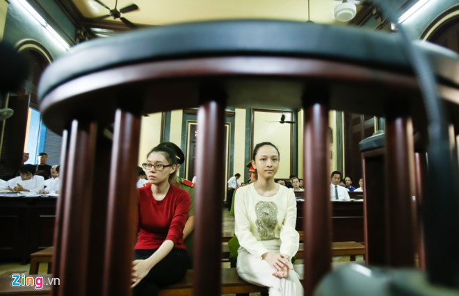 tạm đình chỉ điều tra vụ hoa hậu Phương Nga ảnh 1 tam dinh chi dieu tra vu hoa hau Phuong Nga anh 1