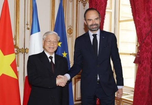 Hop tac kinh te giu vai tro quan trong trong quan he Viet - Phap hinh anh