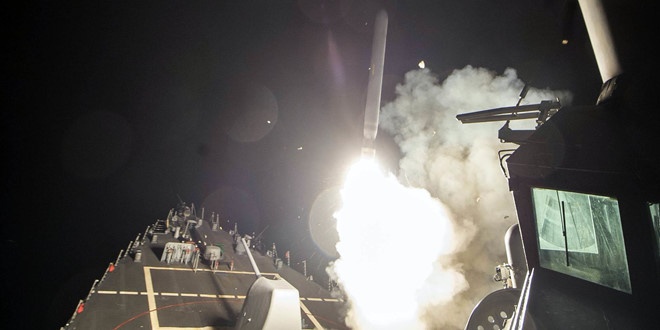 Trump chua quyet dinh thoi diem trung phat Syria anh 1