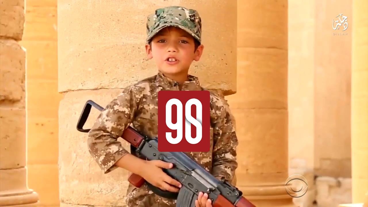 90s: Nhung dua tre 'om bom' lieu chet theo cha me o Indonesia hinh anh