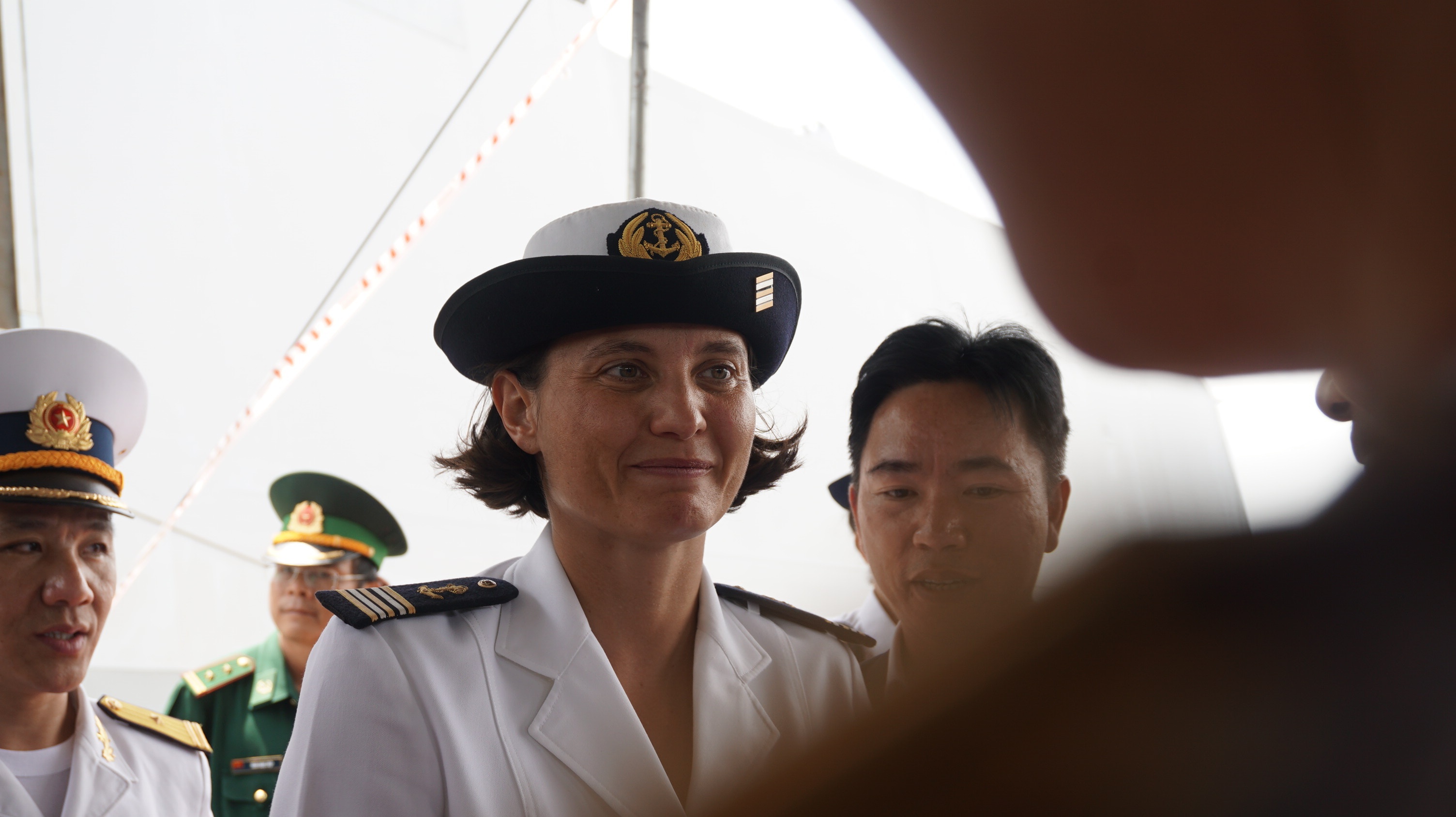 tau quan su Phap anh 3