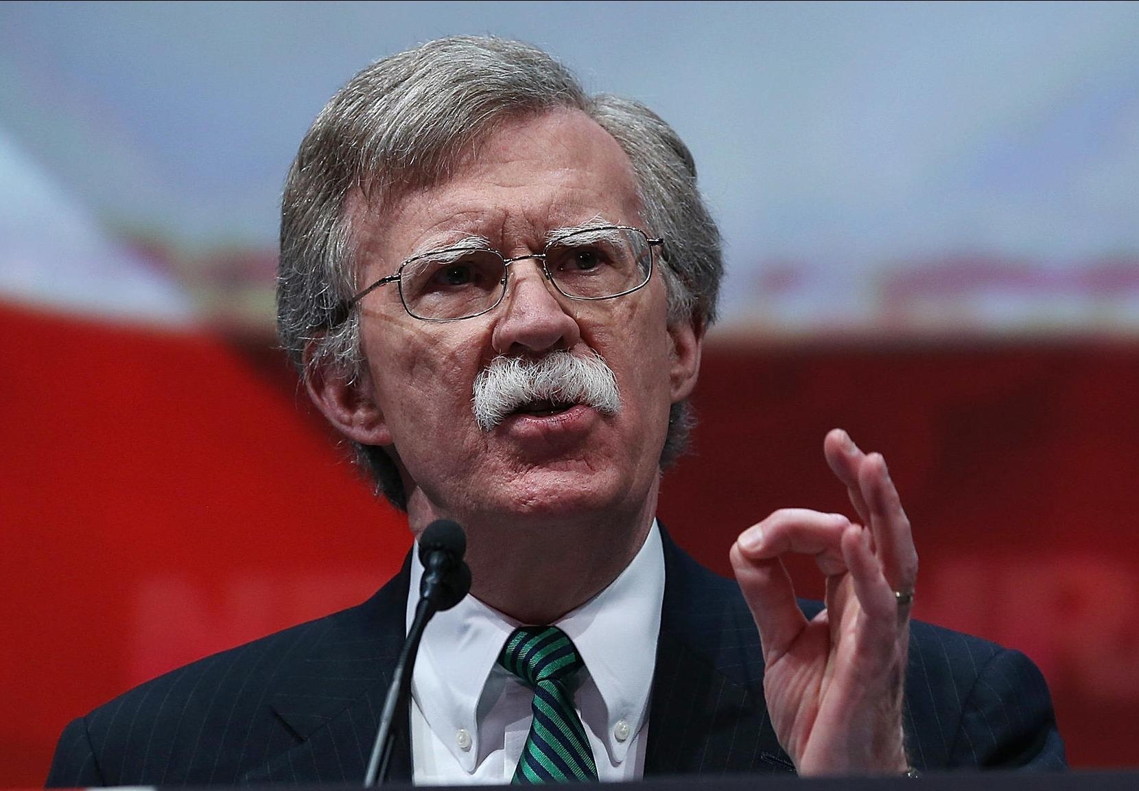 Co van an ninh dieu hau 'tat tieng' truoc cuoc choi My - Trieu hinh anh