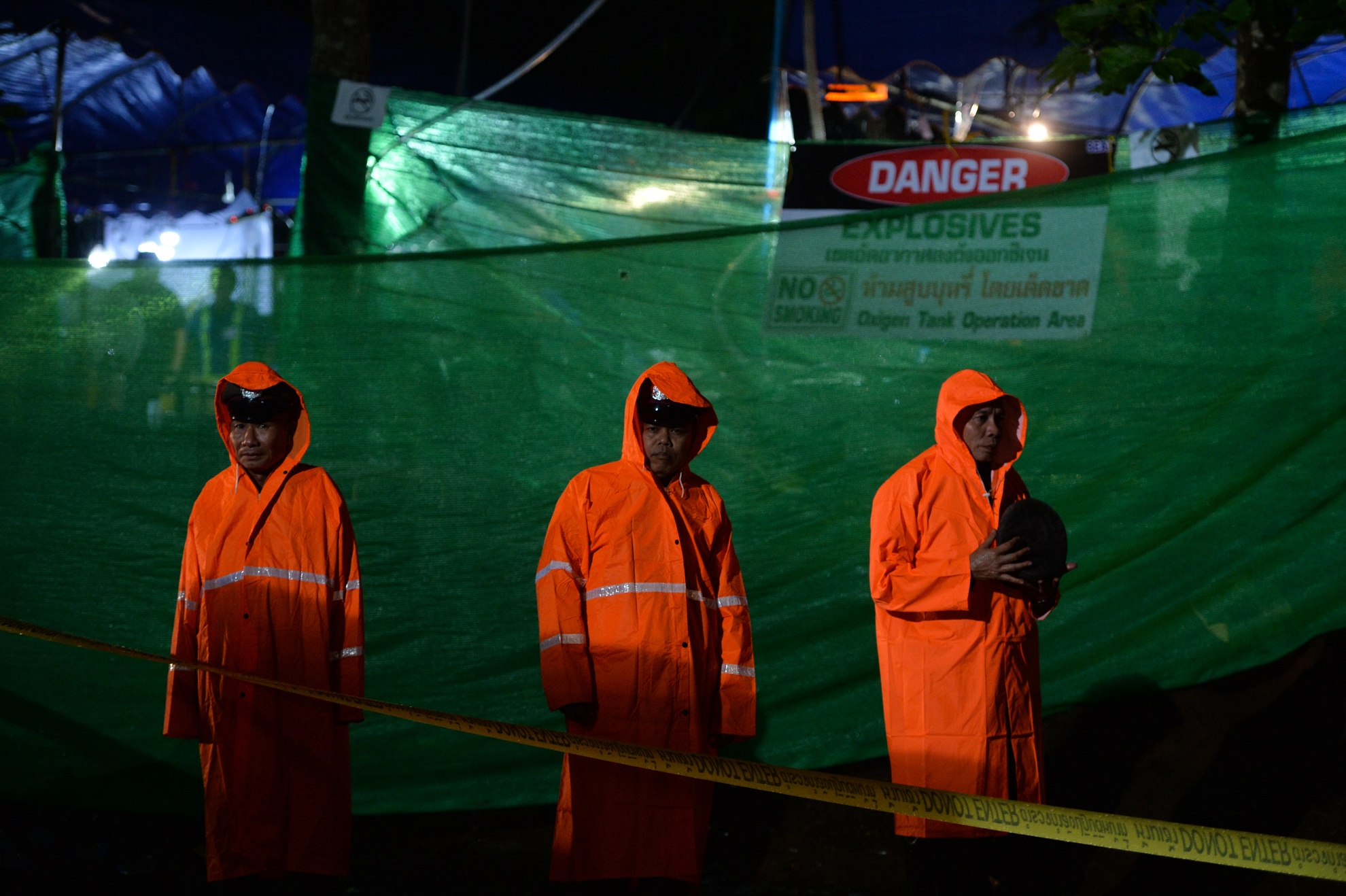 doi bong Thai Lan ket trong hang dong anh 17