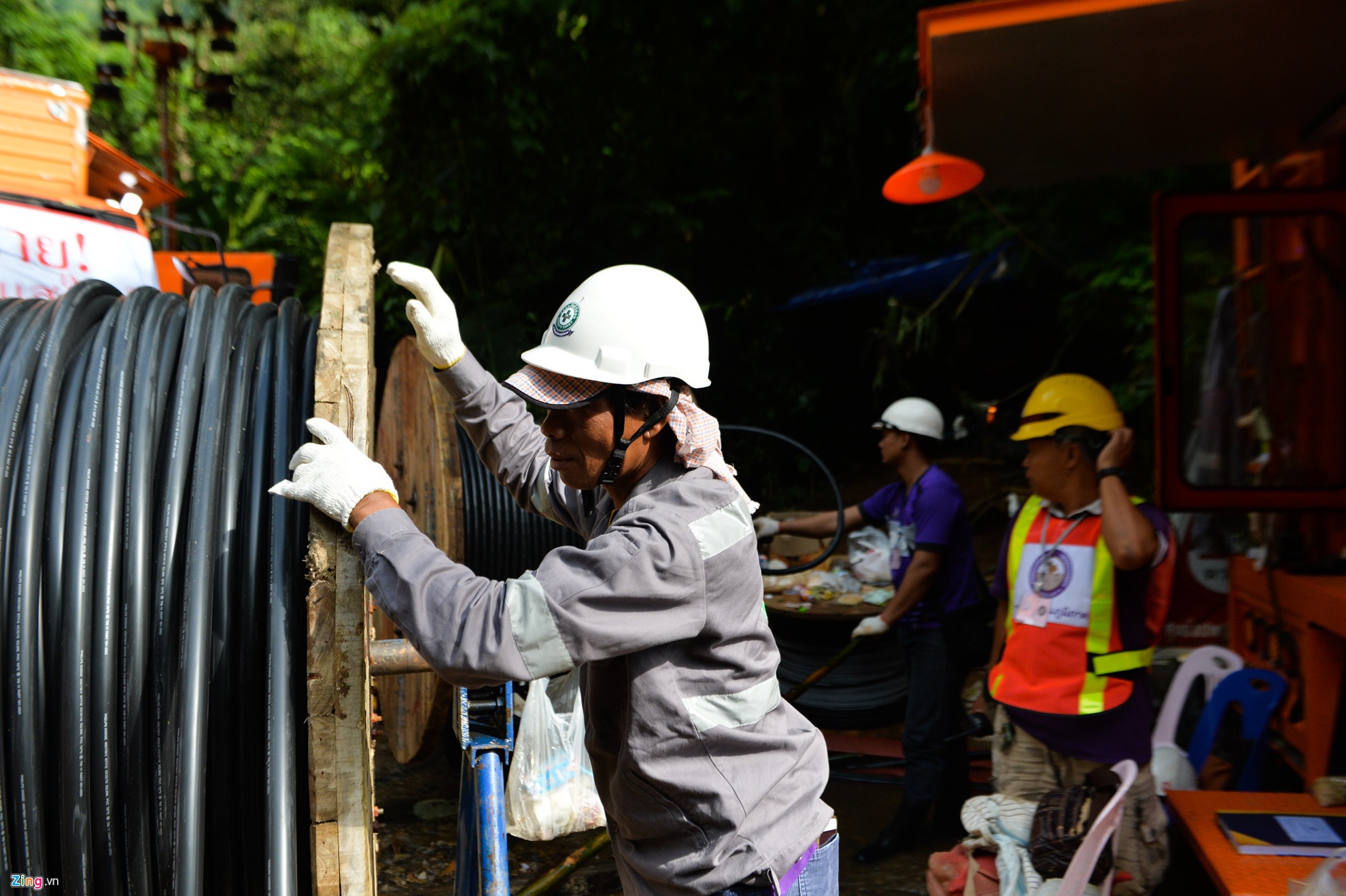 doi bong Thai Lan co the ra ngoai trong 1-2 ngay toi anh 1