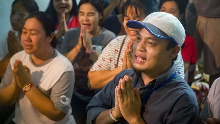 Tat ca 13 thanh vien doi bong Thai da duoc giai cuu hinh anh