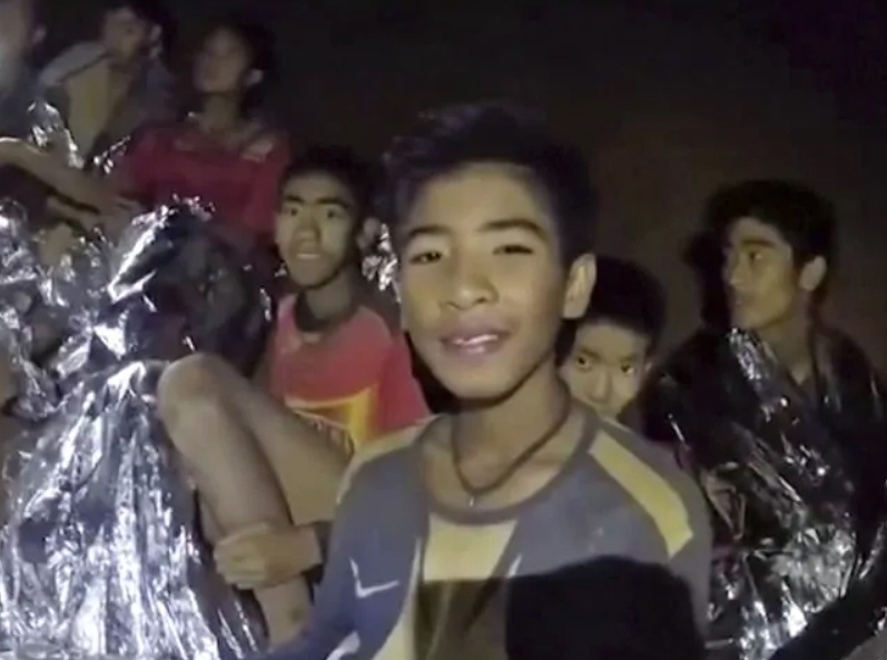 Cac cau thu doi bong Thai sut khoang 2 kg nhung dang phuc hoi tot hinh anh