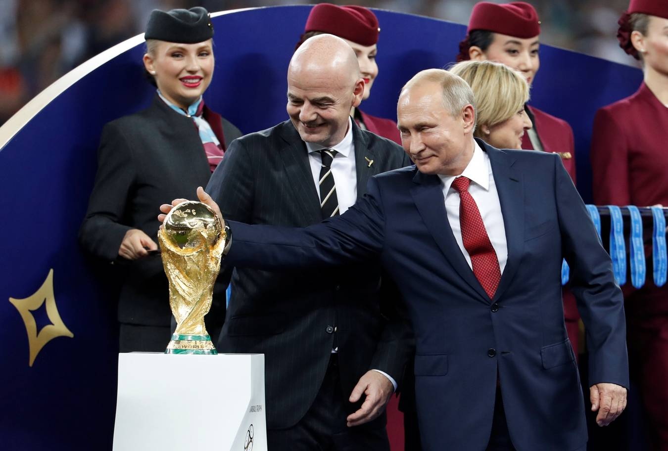 nguoi Phap an mung chien thang World Cup anh 10