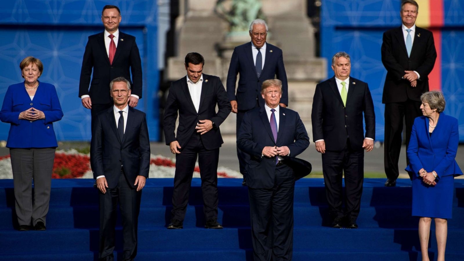 căng thẳng giữa Trump và NATO ảnh 17 cang thang giua Trump va NATO anh 17