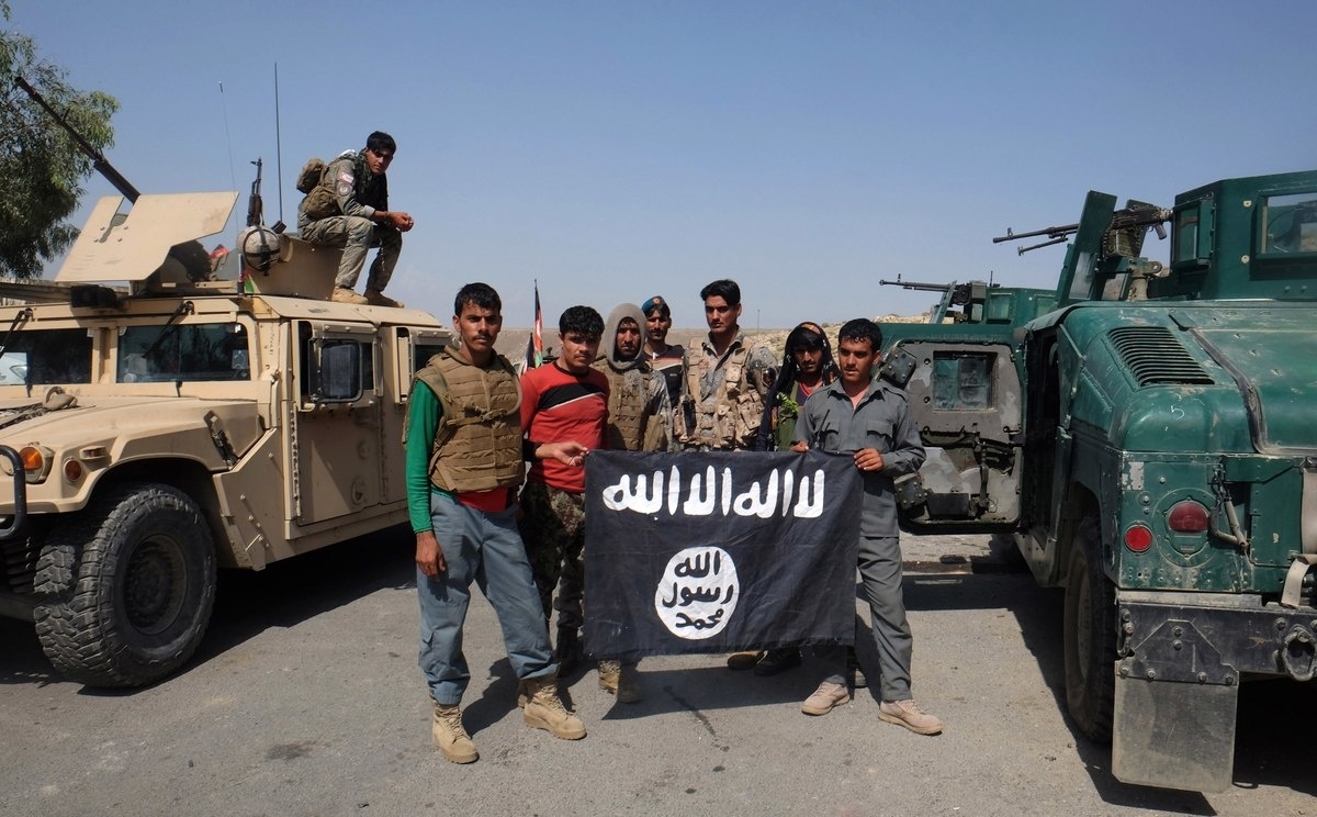 200 quân IS đầu hàng quân Afghanistan ảnh 2 200 quan IS dau hang quan Afghanistan anh 2