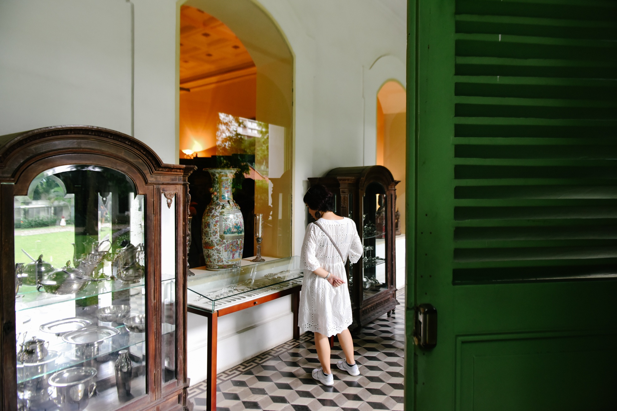 dinh thu lanh su Phap tai TP.HCM anh 10