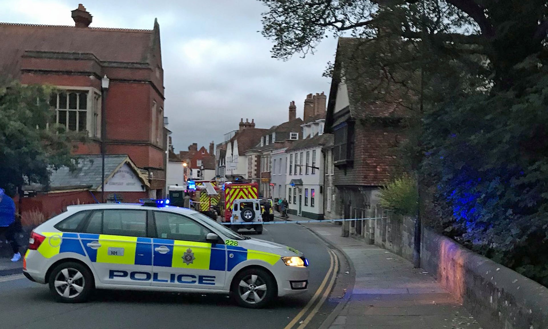 cap doi bi dau doc tai Anh anh 1