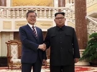 Ong Kim noi voi TT Moon: Gap TT Trump giup on dinh chinh tri khu vuc hinh anh