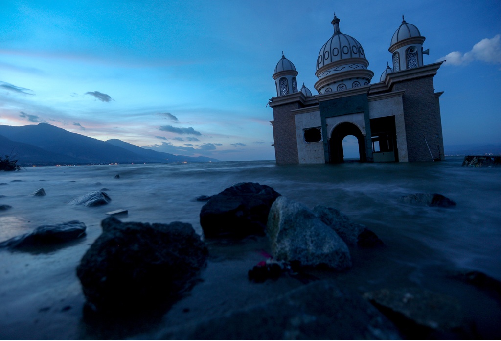 Indonesia tan hoang sau thảm họa kép ảnh 10 Indonesia tan hoang sau tham hoa kep anh 10