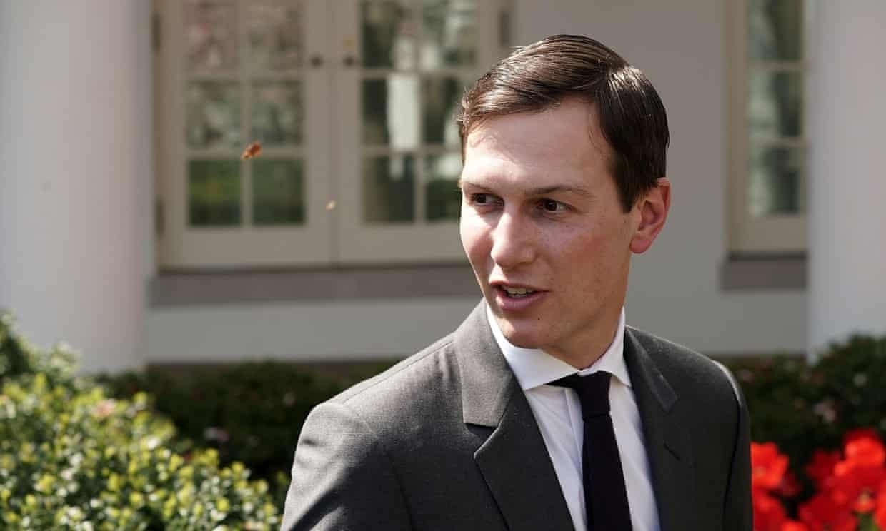 con re Trump tron thue anh 1