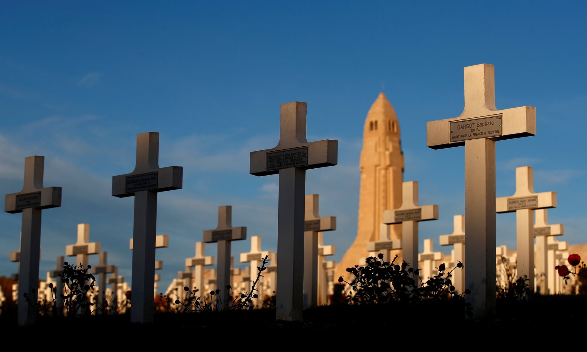 Tong thong Phap Emmanuel Macron anh 2