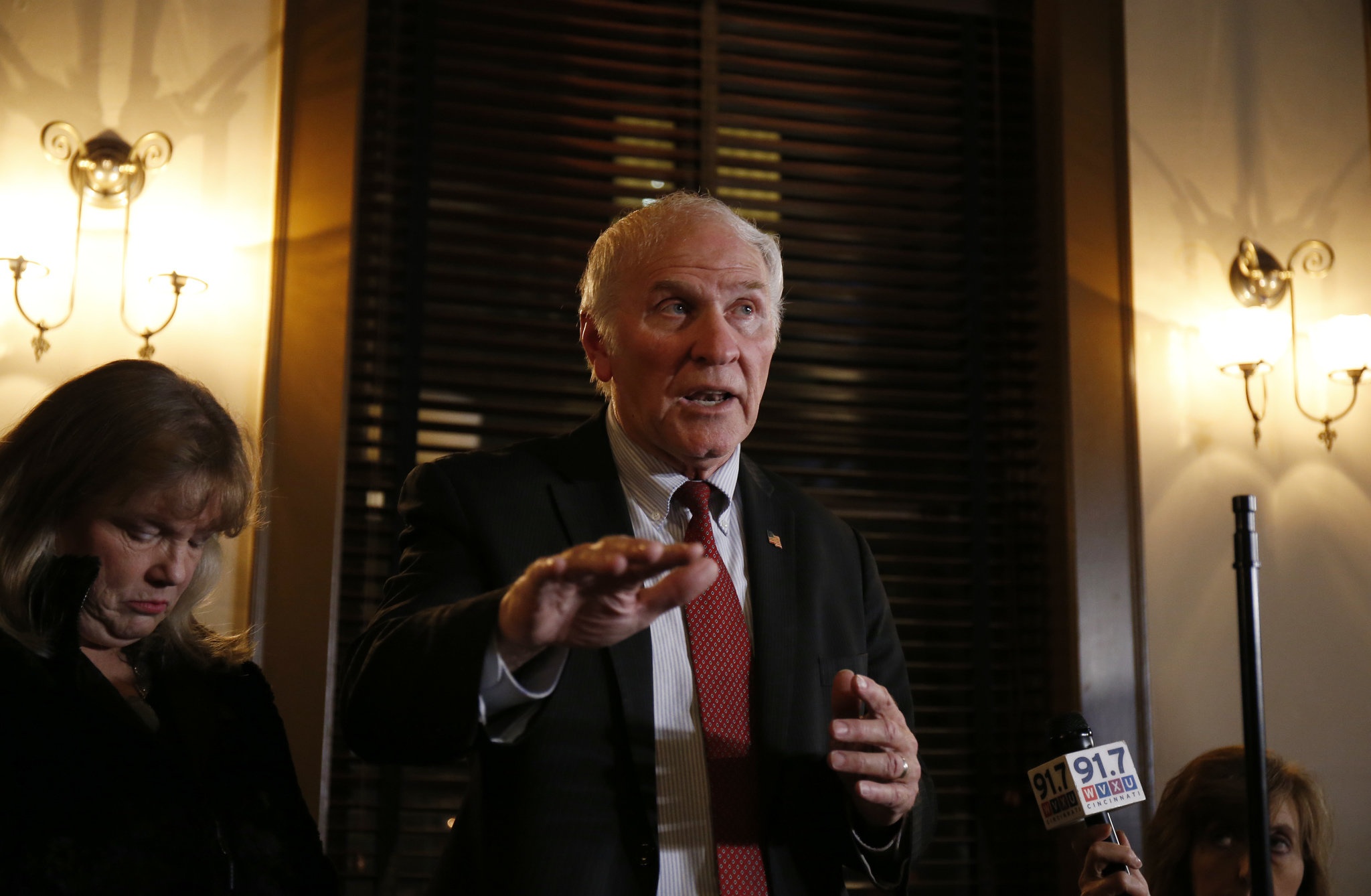 Tổng thống Trump bị luận tội ảnh 3 Tong thong Trump bi luan toi anh 3