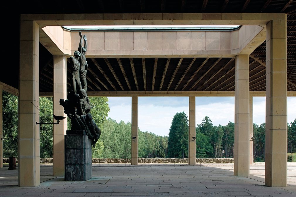 nhung kien truc doc dao anh 8