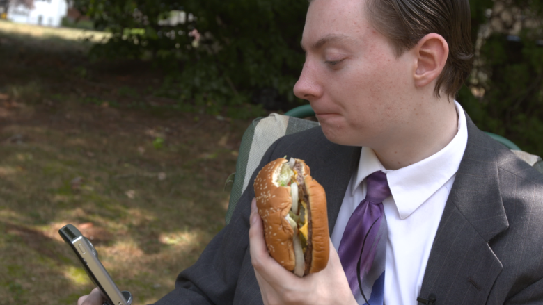 Kiem 1.800 USD/thang nho binh luan do an tren Youtube hinh anh