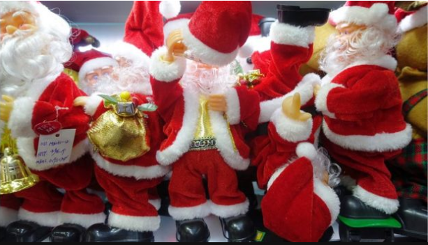 Giang sinh dien ra moi ngay o ngoi lang Trung Quoc hinh anh