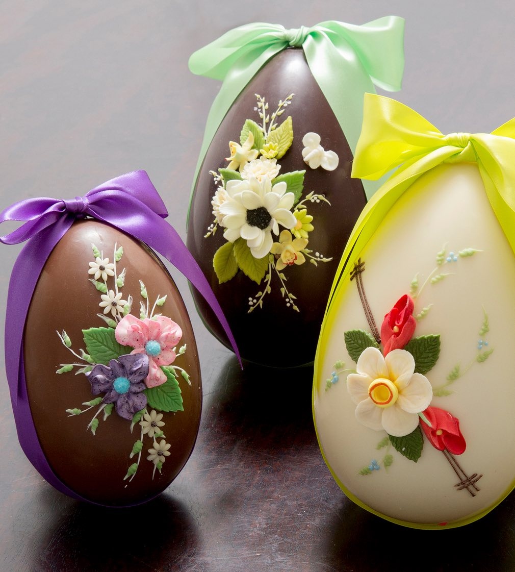 Nhung mau trung Phuc sinh sang tao giup cac cua hang canh tranh hinh anh