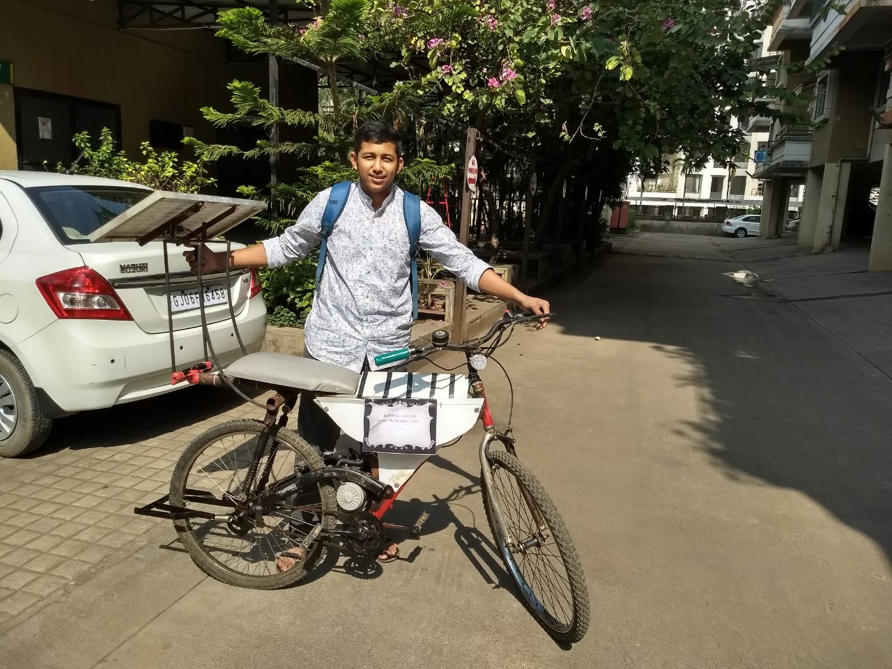 xe chạy bằng năng lượng mặt trời ảnh 2 xe chay bang nang luong mat troi anh 2