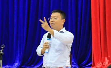 Hoc sinh nghen ngao khi nghe thay giao noi ve loi xin loi hinh anh