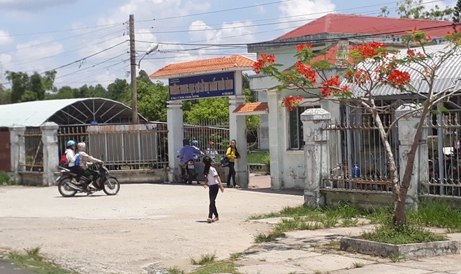 Bi phu huynh to sam so nhieu nu sinh, thay giao xin tha thu hinh anh