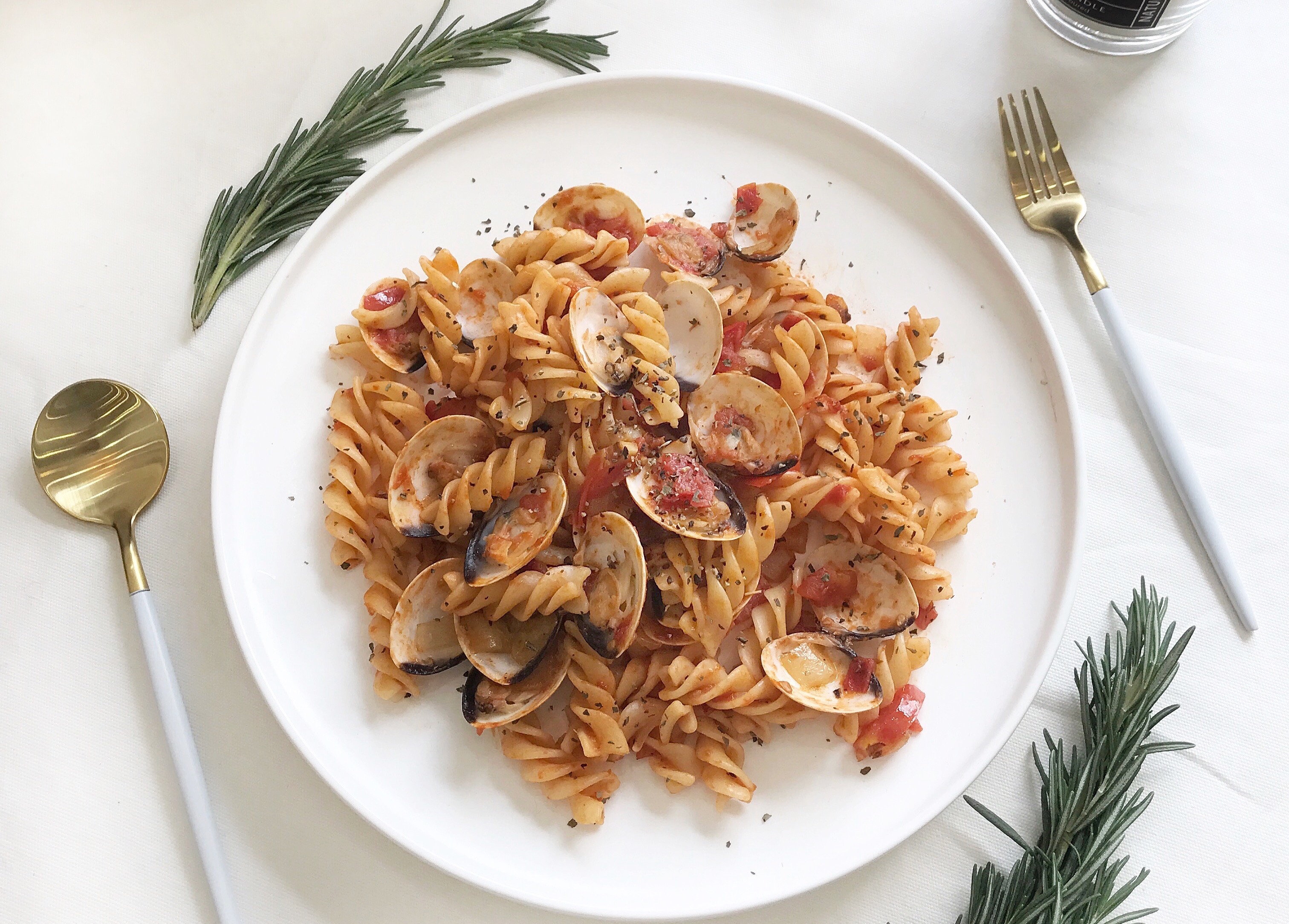 Toi nay an gi: Heo Mi Nhon goi y cach lam nui xao ngao hinh anh