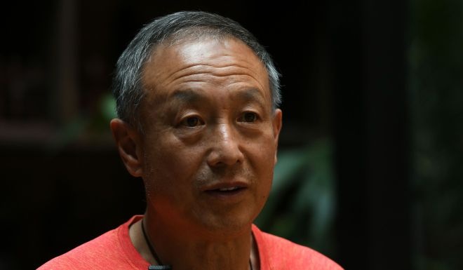 Ong lao cut doi chan quyet tam chinh phuc dinh Everest hinh anh