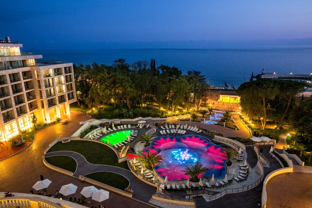 Resort noi Neymar va cac tuyen thu Brazil dong quan co gi dac biet? hinh anh