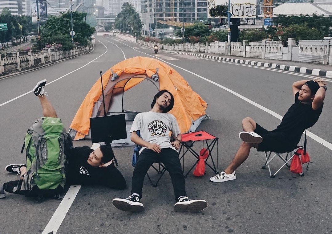 101 canh song ao cua cu dan Jakarta khi thanh pho khong nguoi hinh anh