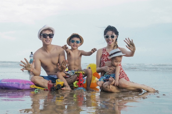 O Ha Noi, du lich cuoi tuan cung gia dinh nen di bien nao? hinh anh