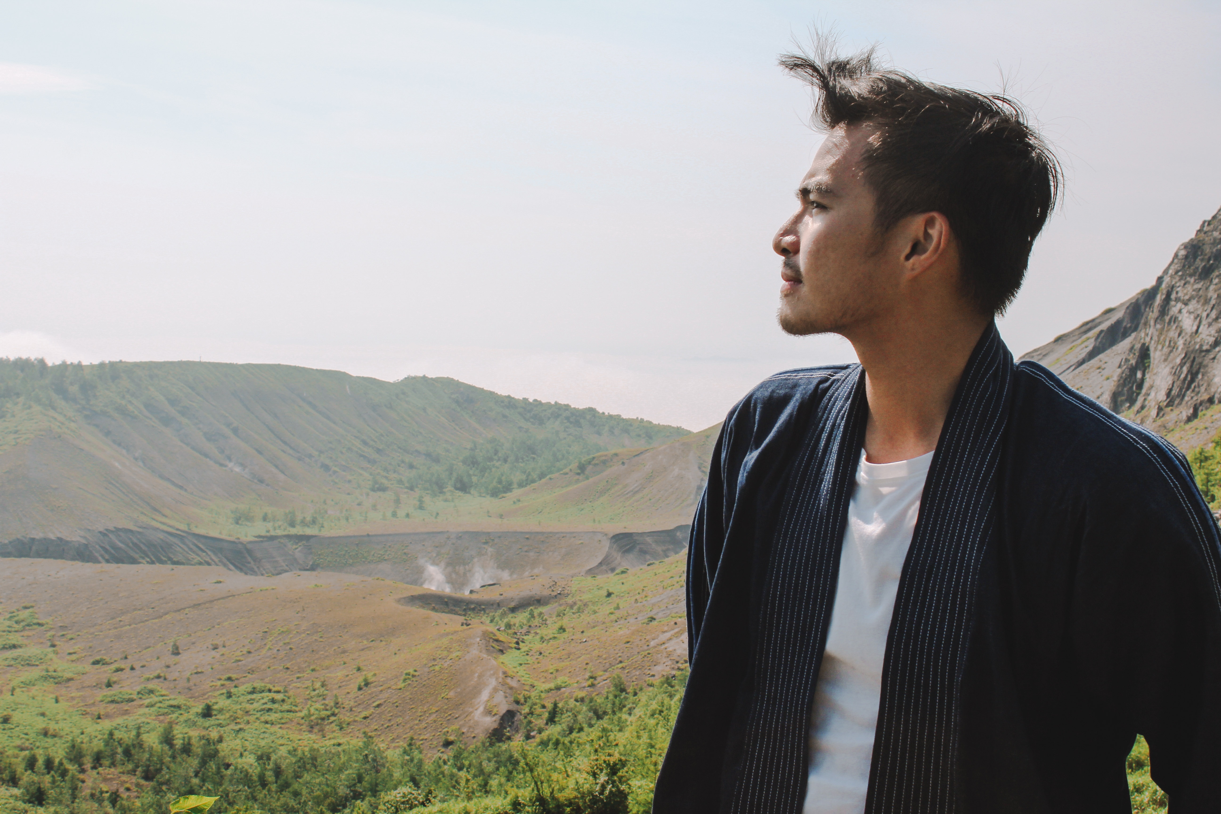 Chinh phuc ngon nui lua nguy hiem bac nhat Hokkaido hinh anh