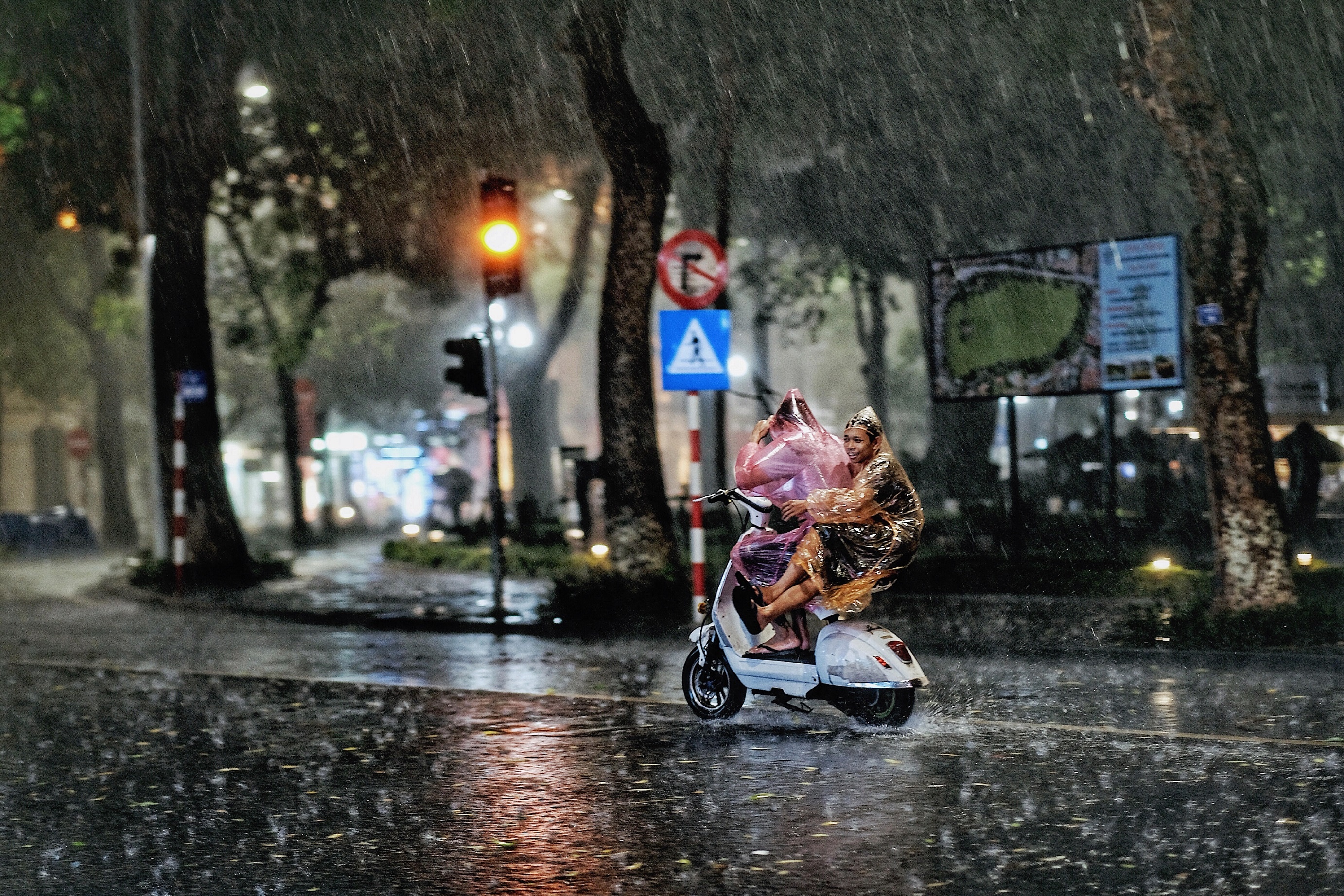 Ha Noi co nhung ngay mua anh 12