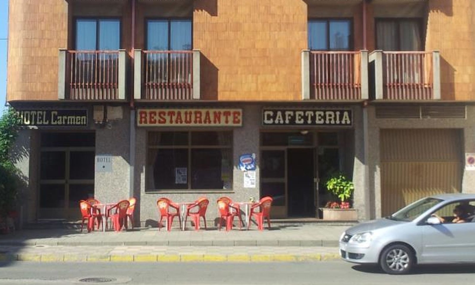 Khách Tây ăn xong bỏ chạy ảnh 2 Khach Tay an xong bo chay anh 2