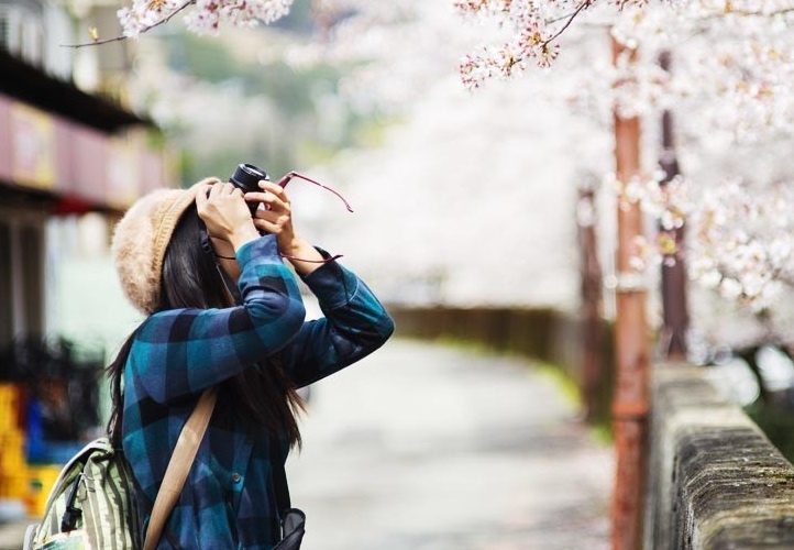 Co can thiet phai mua bao hiem du lich khong? hinh anh