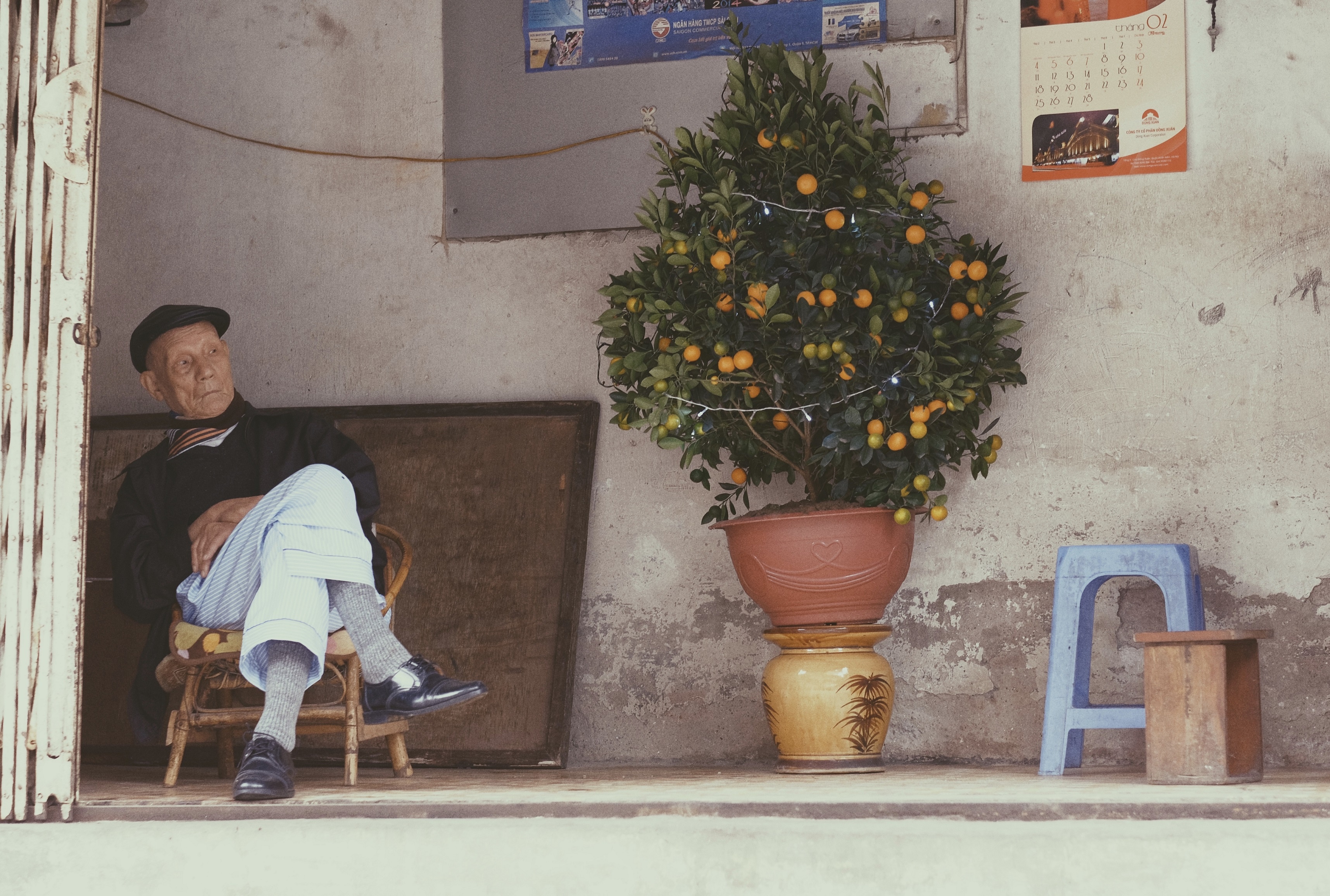 sang mung 1 Tet anh 12