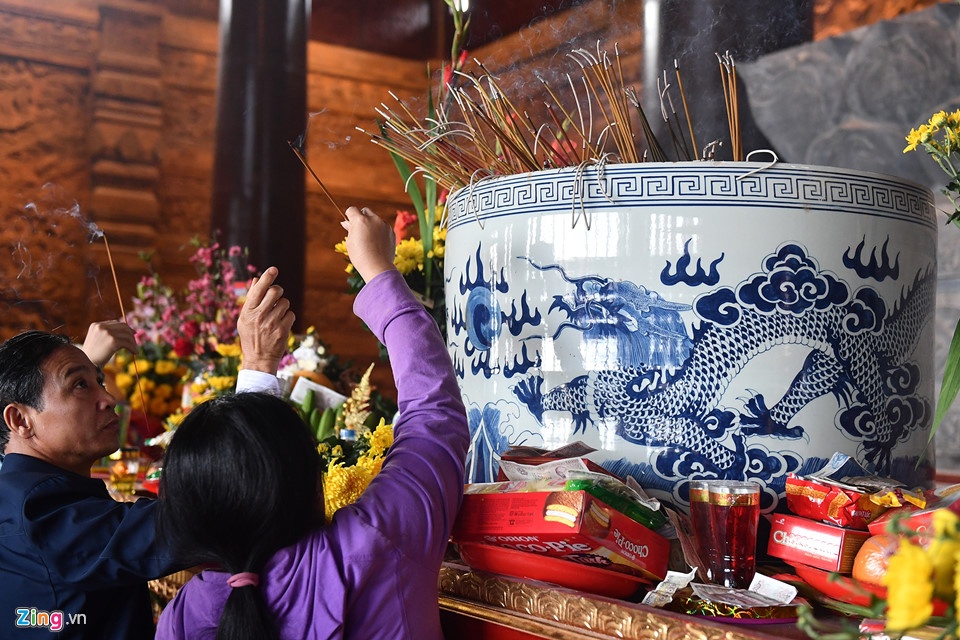 Ngoi chua lon nhat the gioi anh 3