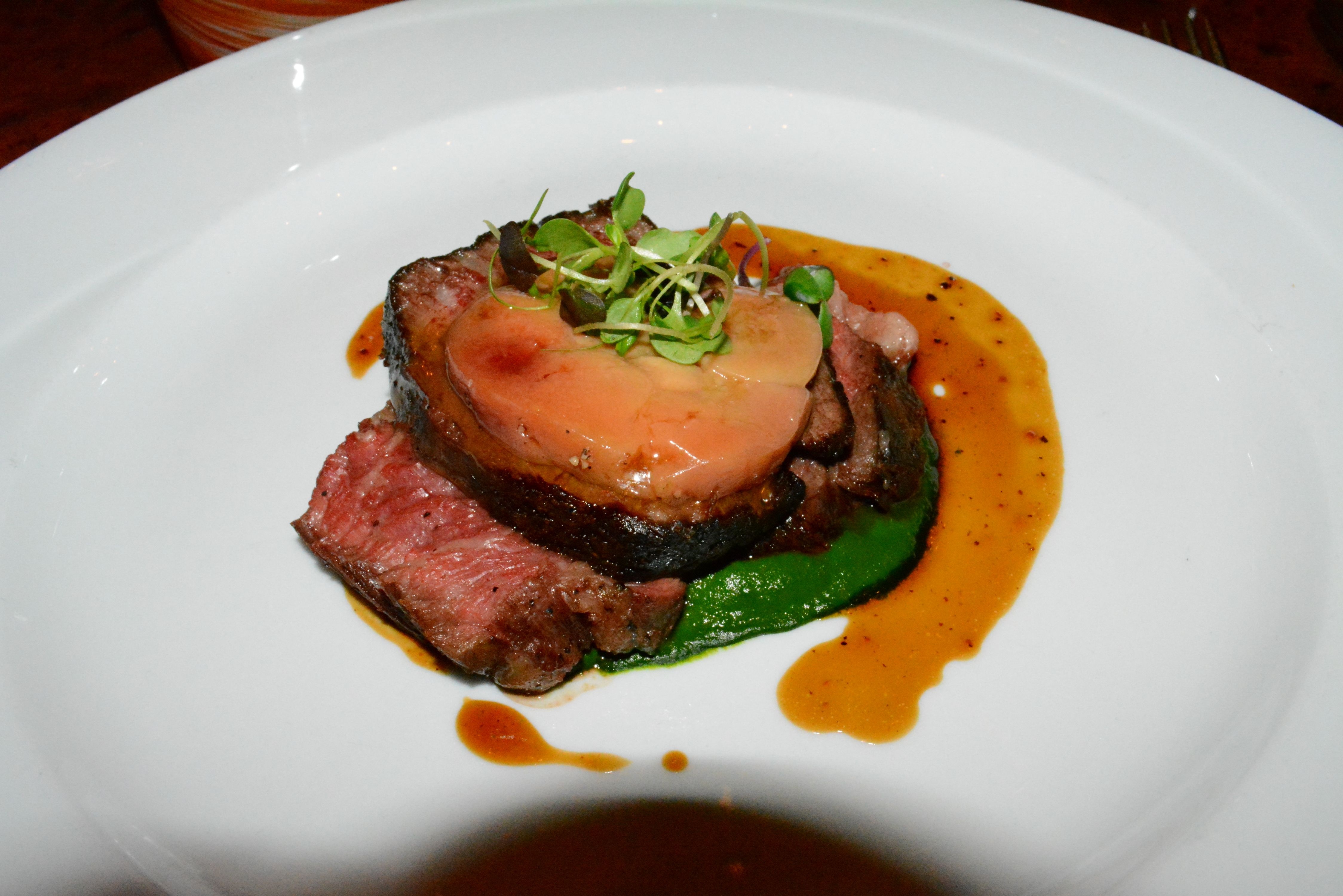 thuc don trua cua ong Trump anh 5