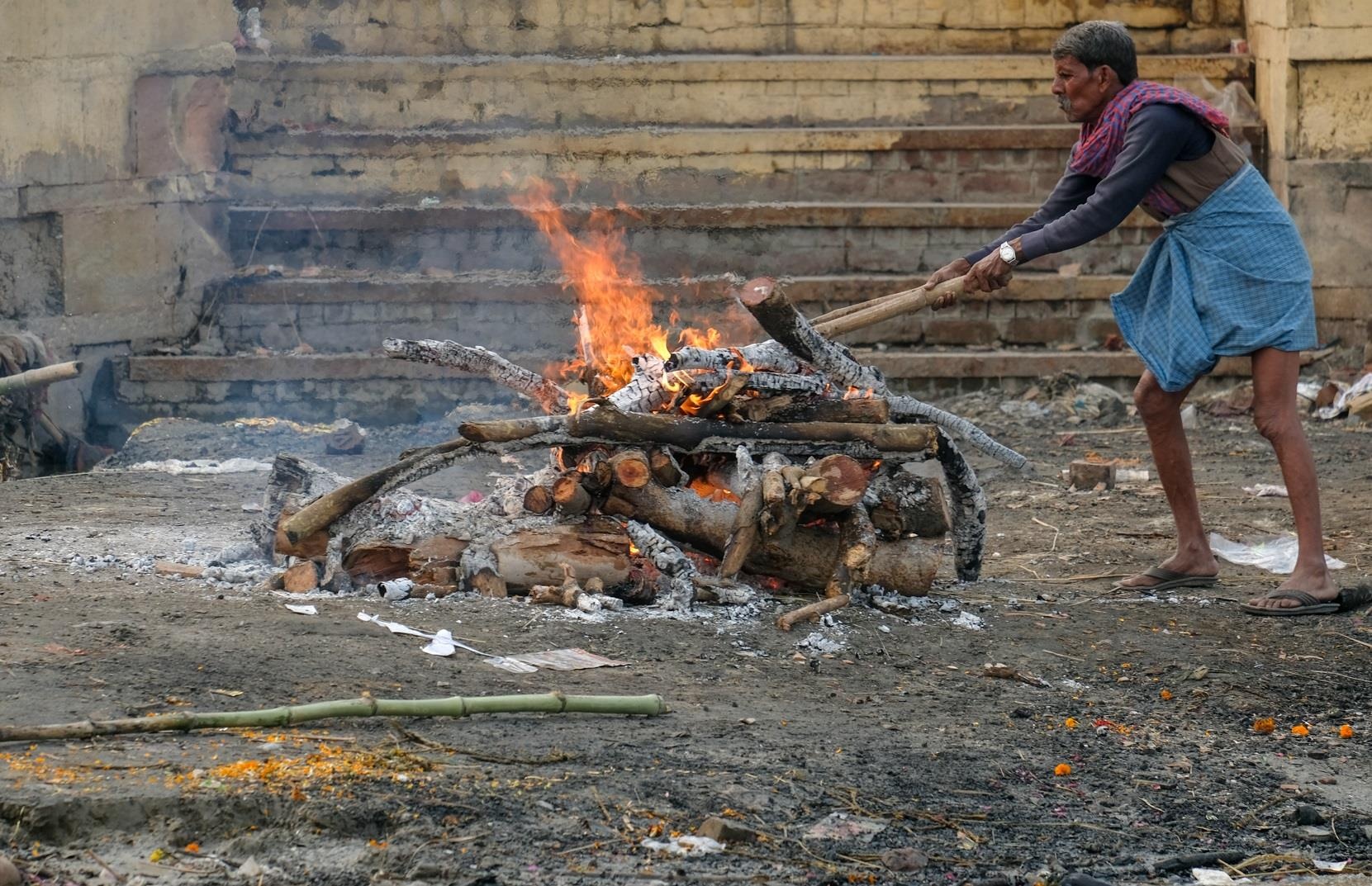 tuc hoa tang ben song Hang anh 6