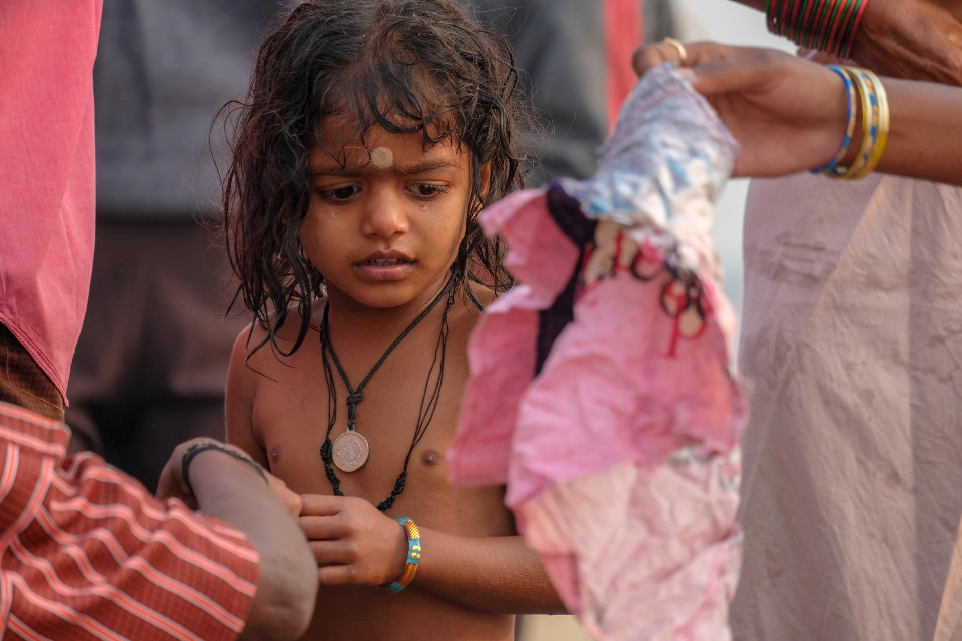 tuc hoa tang ben song Hang anh 11