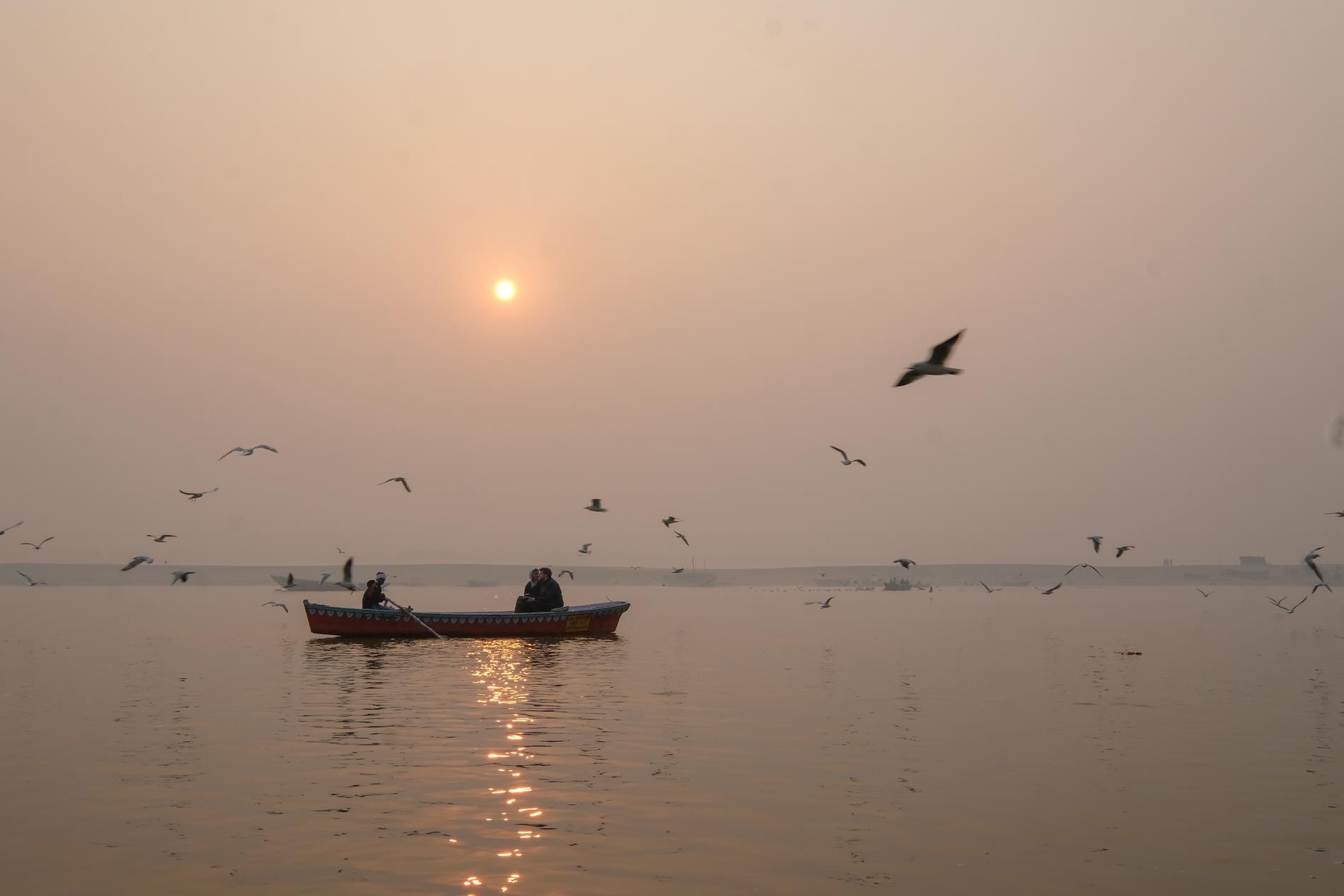 tuc hoa tang ben song Hang anh 3