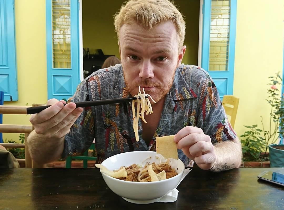 Vì sao món ăn có tên cao lầu ảnh 7 Vi sao mon an co ten cao lau anh 7