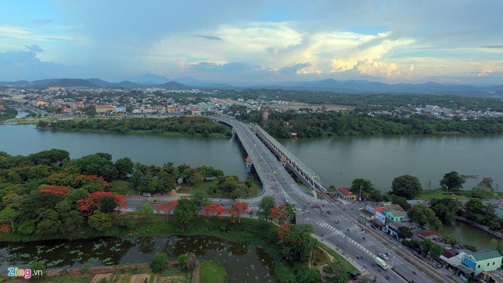 bao nhieu chiec cau bac qua song Huong anh 2