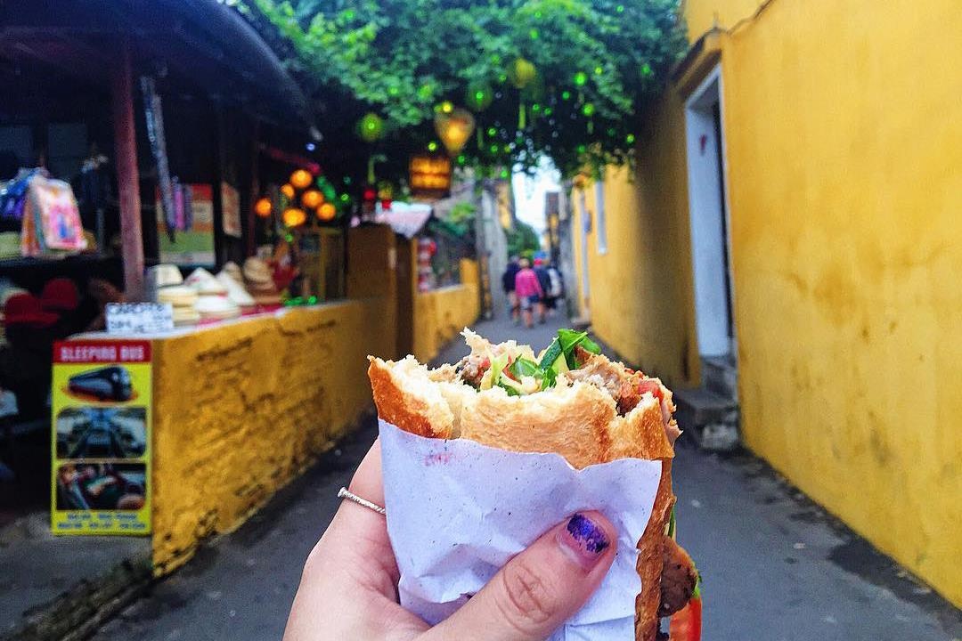 Com ga, cao lau va nhung mon an khong the bo qua khi den Hoi An hinh anh